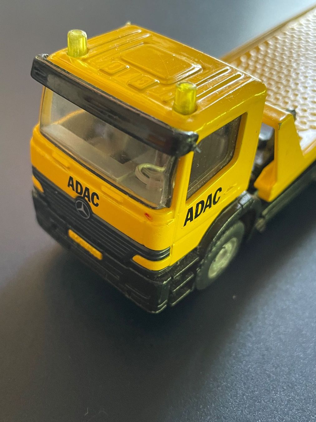 Siku Modellini d'auto: Siku  ADAC Strassendienst Abschleppwagen – Usato da Volketswil venduto da rubin74 4