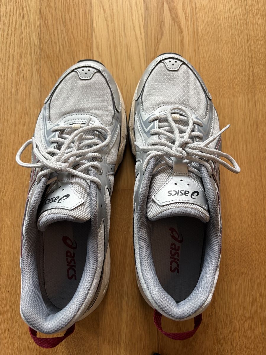 Asics Scarpe da uomo: Asics Schuhe Gr. 42 – Nuovo (secondo la descrizione) da Schaffhausen venduto da golazo_vines 5