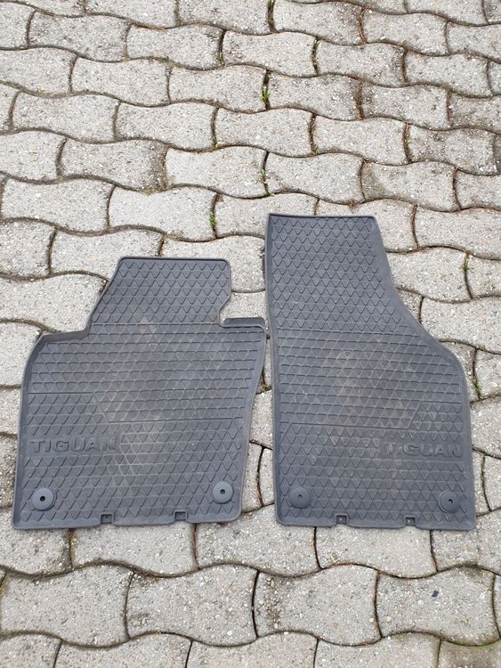 Original VW Tiguan Gummi Fußmatten 2-teilig vorn Gummimatten schwarz  5N106150282V