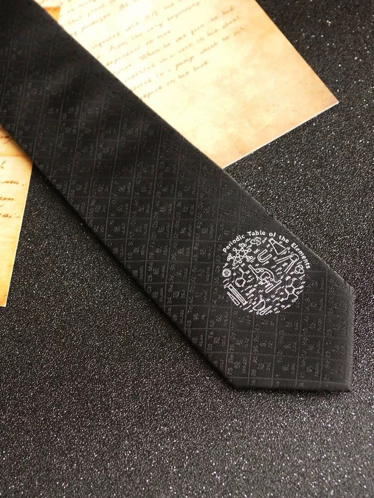 Cravatte: Completely new Tie -Periodic Table of chemistry Elements – Nuovo e nell'imballaggio originale da Basel venduto da 550_ckp6 4