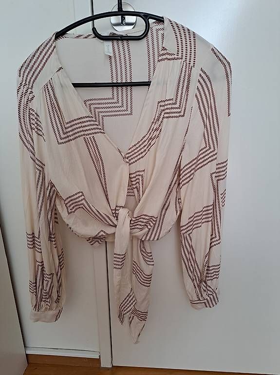 Camicette: Gemusterte Bluse H&M Grösse 38 inkl. Versand CH – Usato da Winterthur venduto da ste_jhr6 1