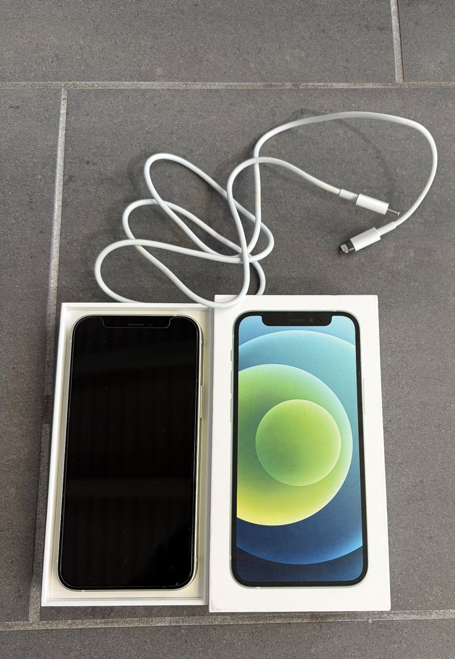 Apple Portables: Apple iPhone 12 mini – D'occasion à Wabern par rinkas 3