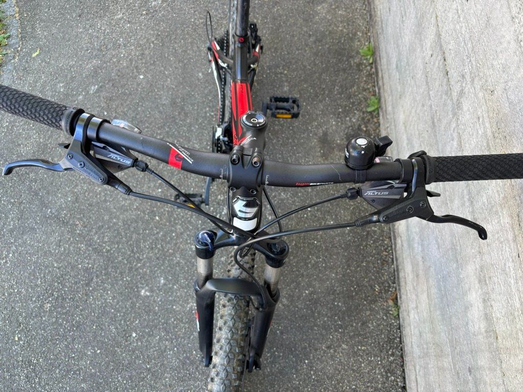 Bergamont Biciclette: Bergamont Roxtar 4.0 Mountainbike – Usato da Therwil venduto da Molokini 4