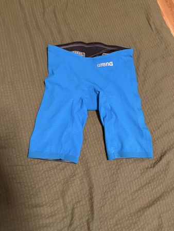 Arena Powerskin Carbon Pro D4