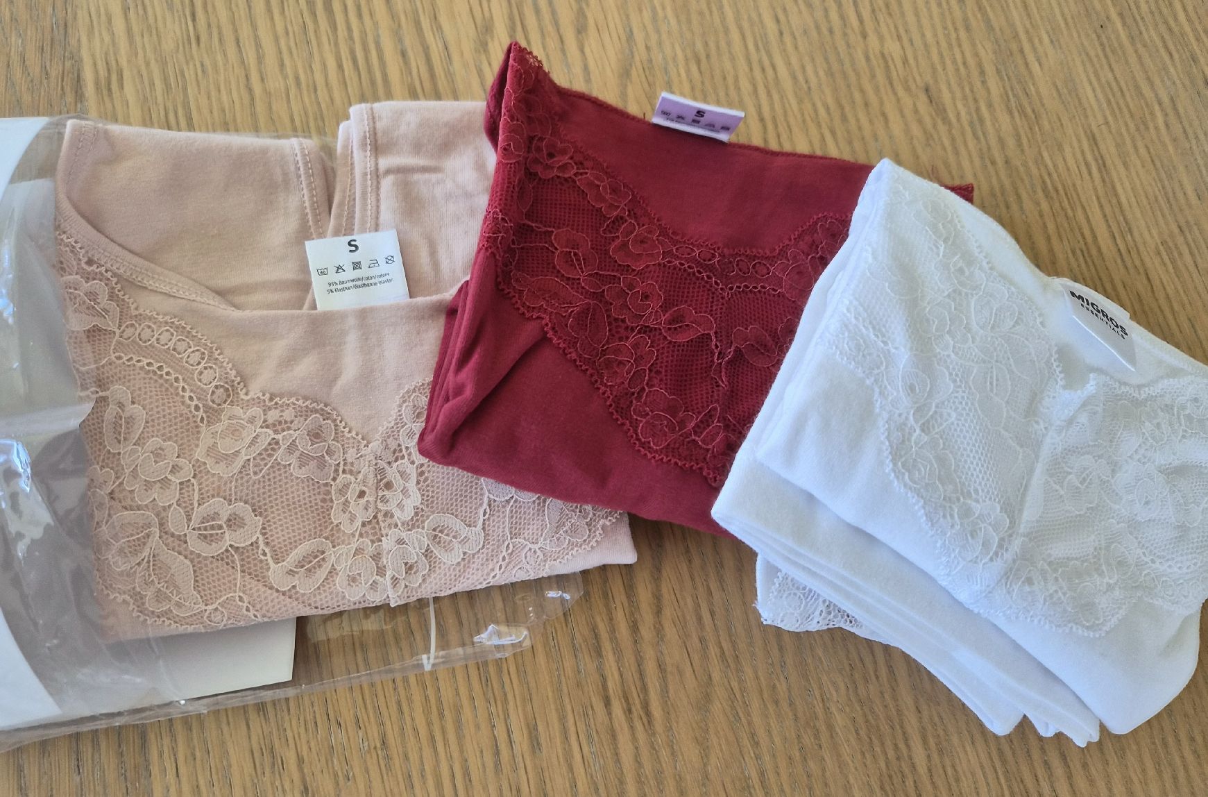 Migros Top: 3er Set Baumwolltop, Migros – Nuovo (secondo la descrizione) da Andelfingen venduto da nicoletta11