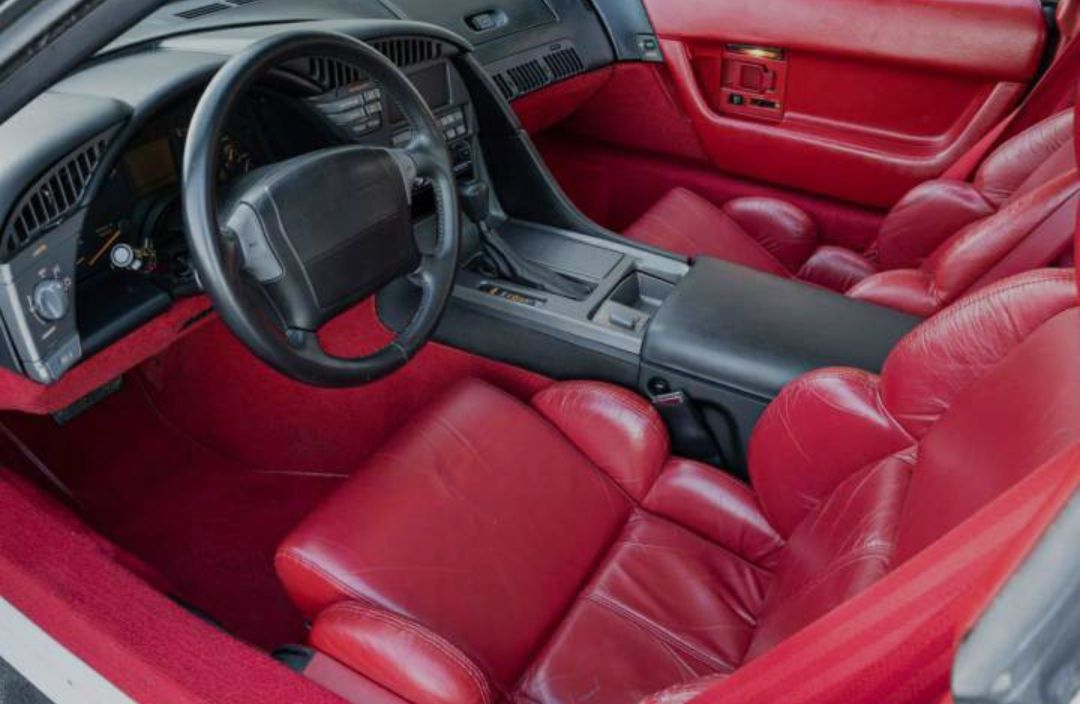 Chevrolet Automobili: Corvette c4 – Usato da Chernex venduto da Lama1822 1