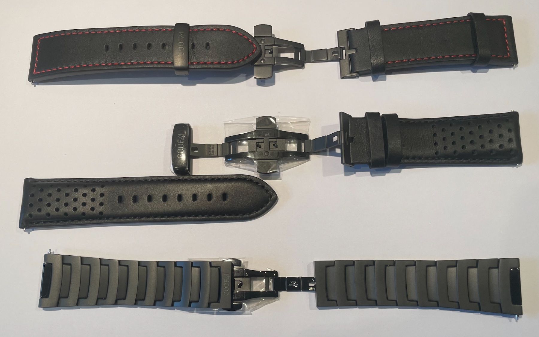 Swiss Uhren: Code 41 Anomaly-01montre mécanique, neuve, avec bracelets – Neu und originalverpackt aus Champéry von les_rcg7 1