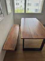 Holz Tisch mit Bank