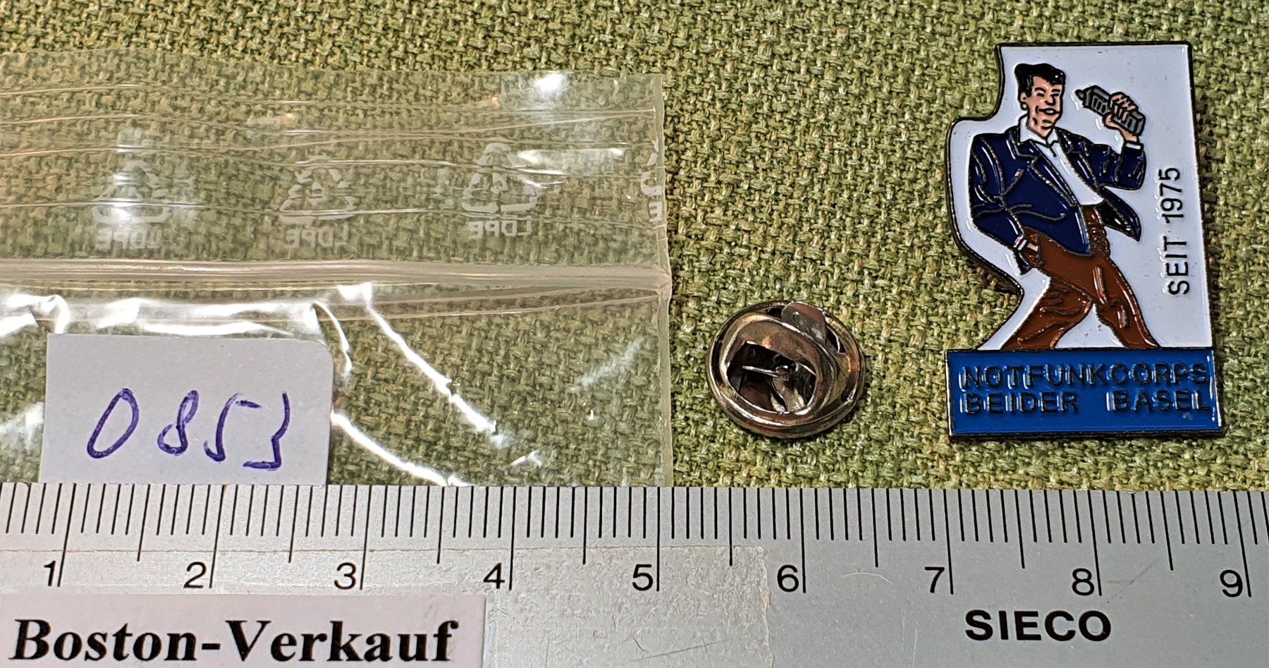 Placchette & Badge: O853 - Pin Notfunkcorps Basel / Baselland – Usato da Reinach BL venduto da Boston-Verkauf 1