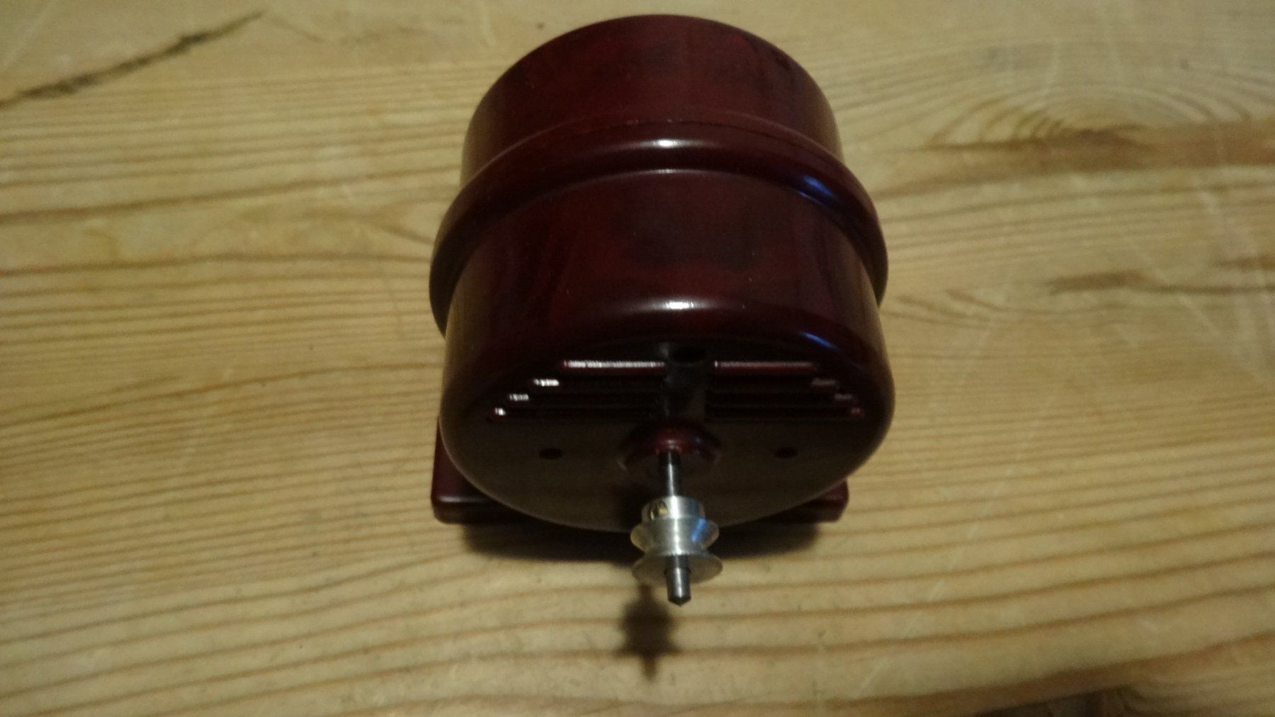 Kit di modellismo & Modellini statici: dynamo vintage en bakélite pour machine à vapeur – Usato da Rebeuvelier venduto da falcon58 1