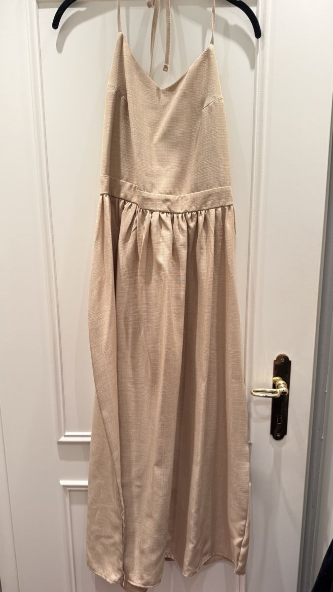 Robes: Robe longue S – Neuf (Voir description) à geneve par gro_7mmx
