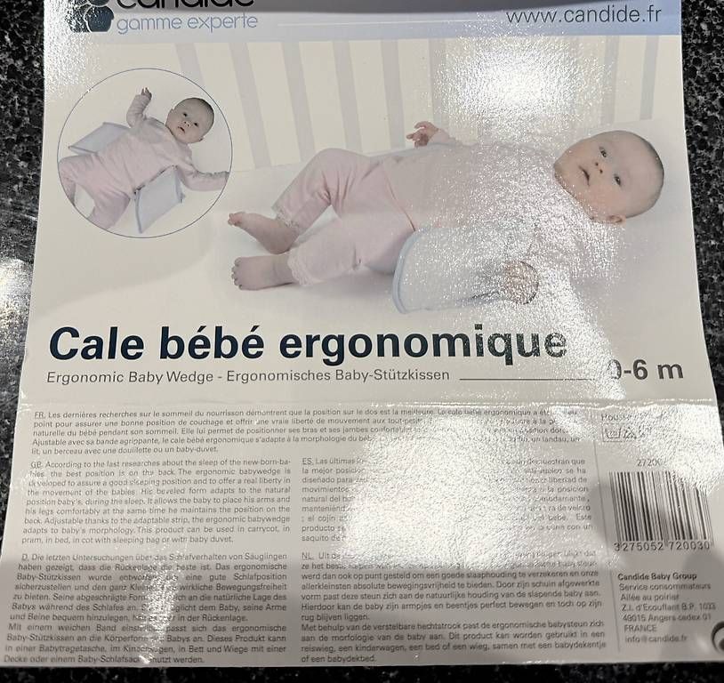 Coussins: Candide Cale Bébé Ergonomique  – D'occasion à Ulisbach par kun_vs7k