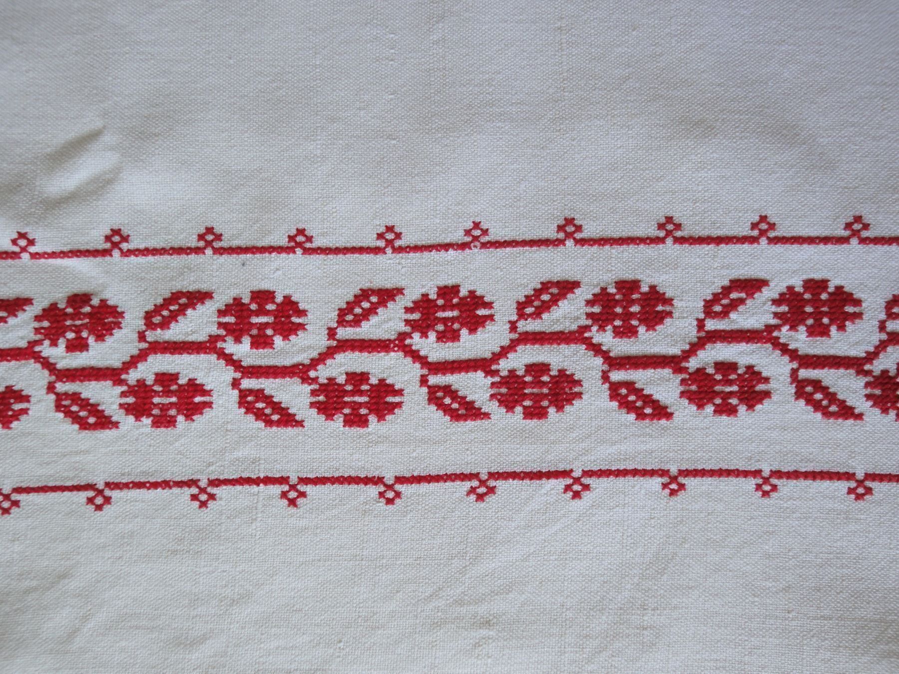 Coperte: Tischdecke mit Kreuzstich - Bauernstil – Usato da Chur venduto da omonia 2