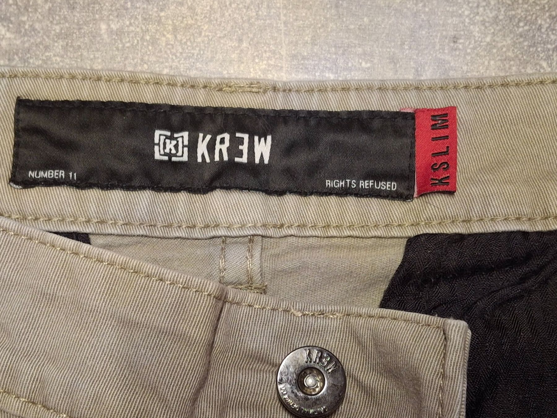 Pantaloni: Pantalon gris clair taille W28 - S marque KREW – Usato da Villiers venduto da san_jn5w 4