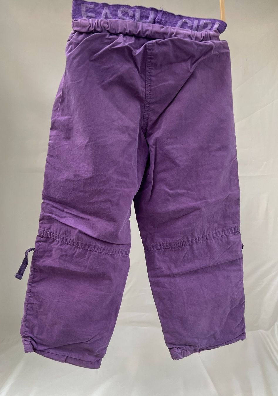 Pantaloni: Cargo Hose lila Grösse 98/104 – Usato da Zürich venduto da Drahtzug 1