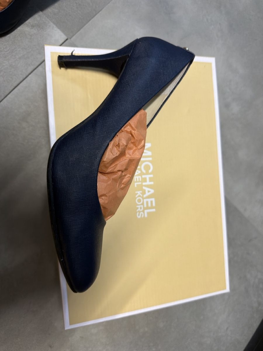 Michael Kors Scarpe da donna: Michael Kors Schuhe 39.5 blau – Usato da Däniken SO venduto da NBdesign 2
