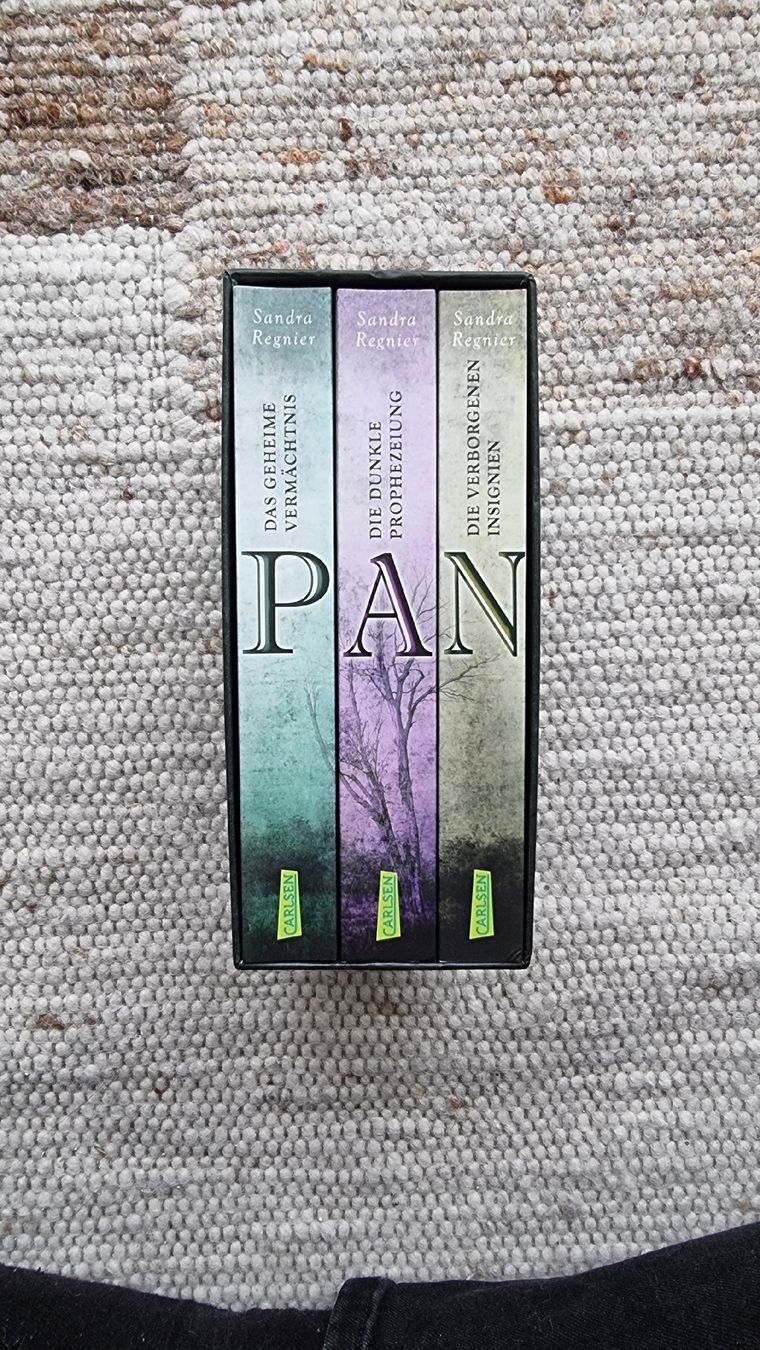 Libri: Sandra Regnier: Pan-Trilogie, Jugendbuch – Usato da Chur venduto da laramente 2