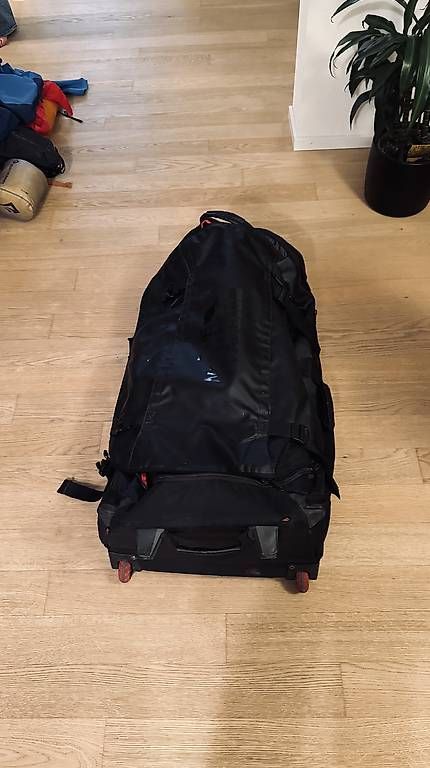 Valigie: North Face Basecamp Rolling Thunder 160L – Usato da Sion venduto da str_m7cm