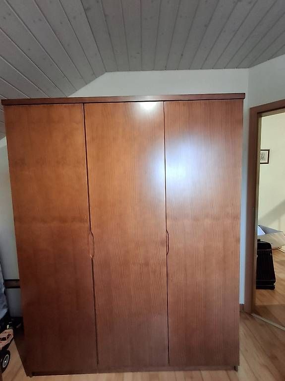 Armadi: ARMOIRE AVEC PENDERIE 3 PORTES – Usato da Villeneuve FR venduto da gra_v7vj 1