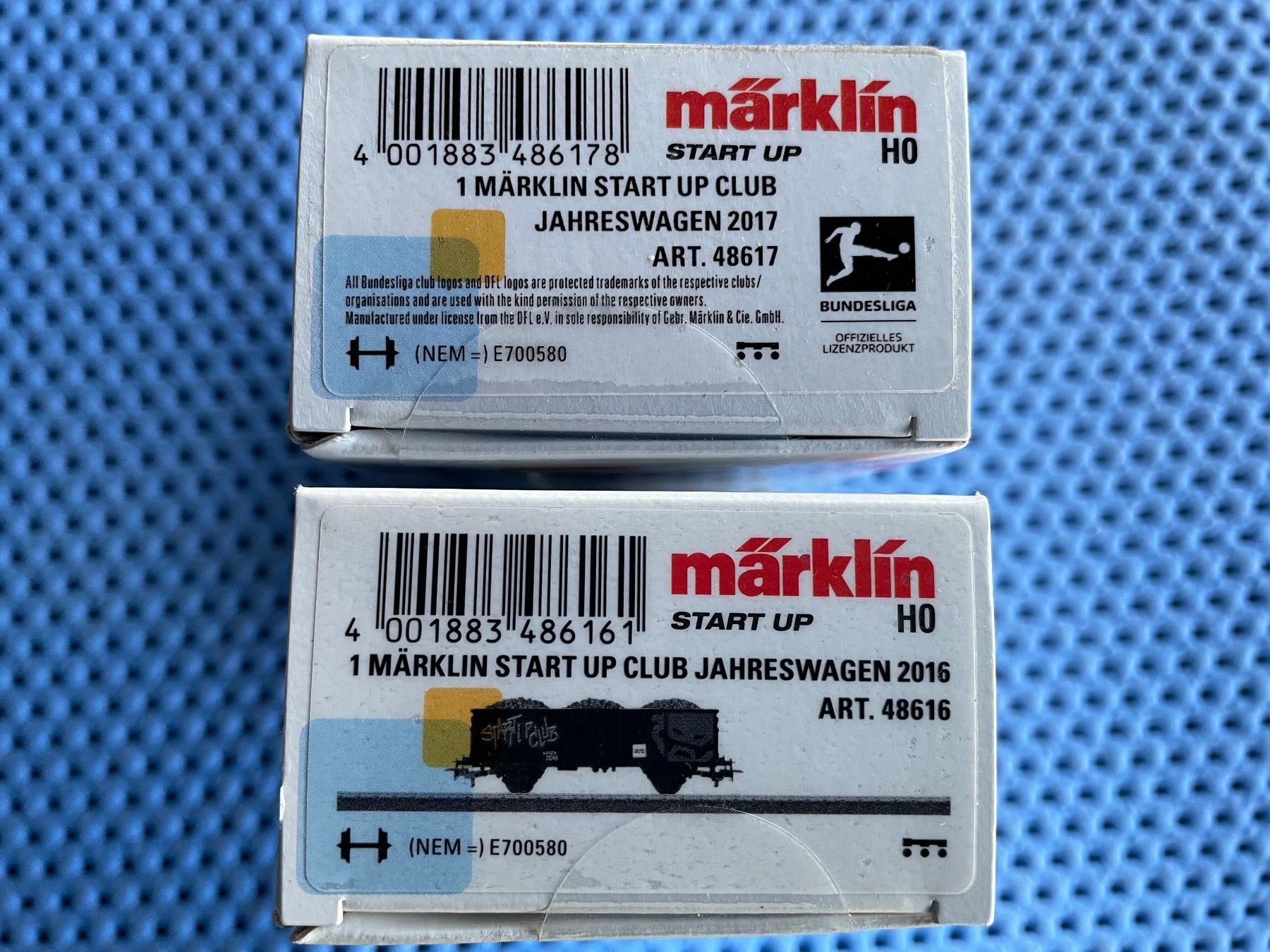 Märklin Modellini di ferrovie: 2x Marklin Jahreswagen 2016 + 2017 – Nuovo e nell'imballaggio originale da Hauterive NE venduto da eriamch 1
