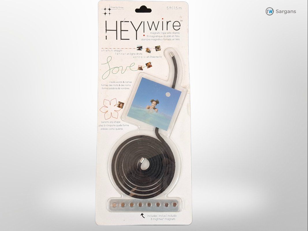 Toutes les décorations: THREE BY THREE SEATTLE HEY!wire – Neuf (Voir description) à Sargans par Restwert_Sargans
