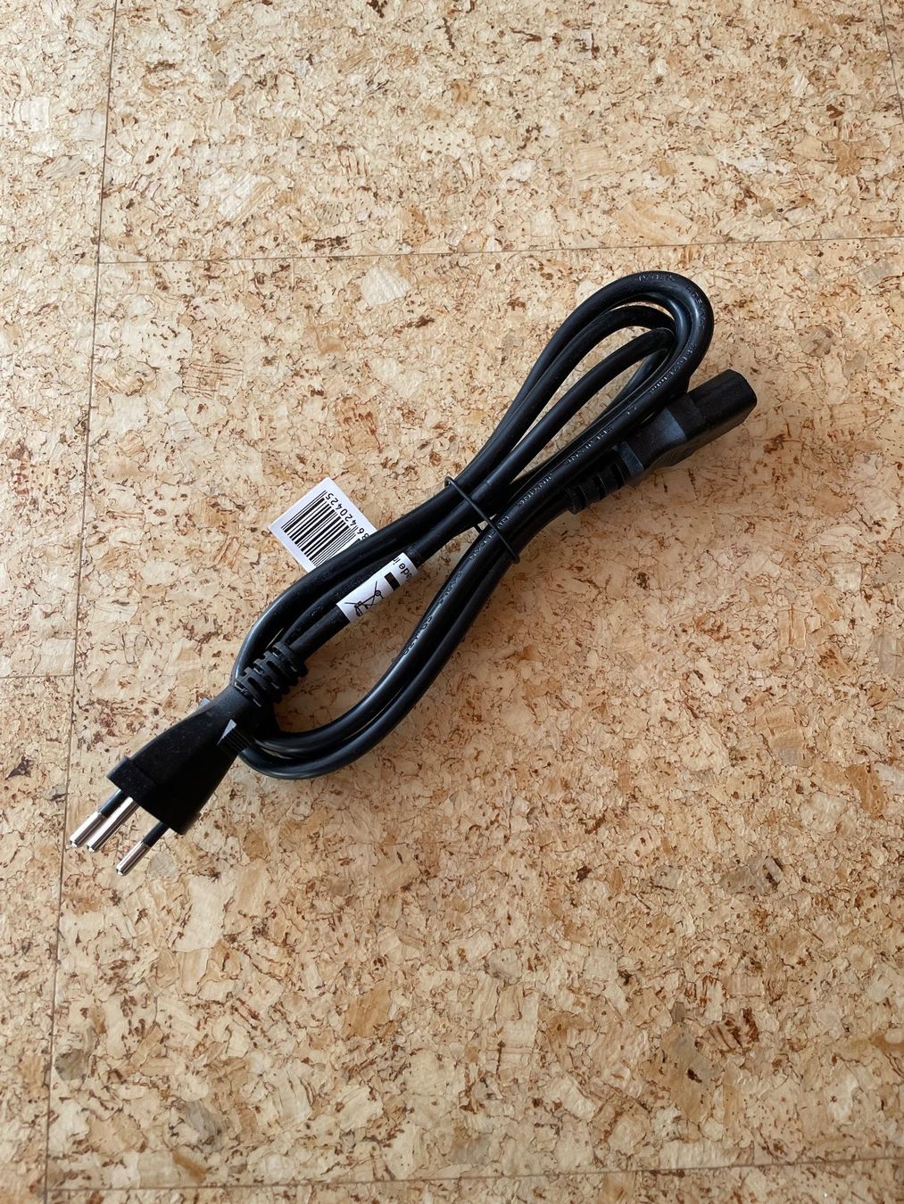 Corsair Composants électroniques: Corsair CX650 - 650W Netzteil – D'occasion à Lützelflüh-Goldb par phi_dpr9 5