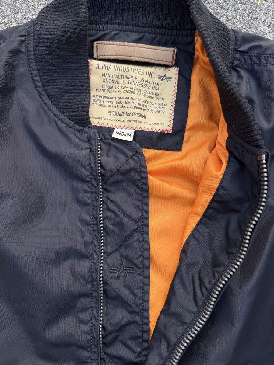 Alpha Industries Jacken: Alpha Industries MA-1 Bomber Jacket Black M – Gebraucht aus Effretikon von syrrrrre 4