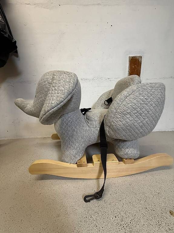 Sonstige Gartenschaukeln: Schaukel Elefant – Gebraucht aus Pratteln von StephiWdV 1