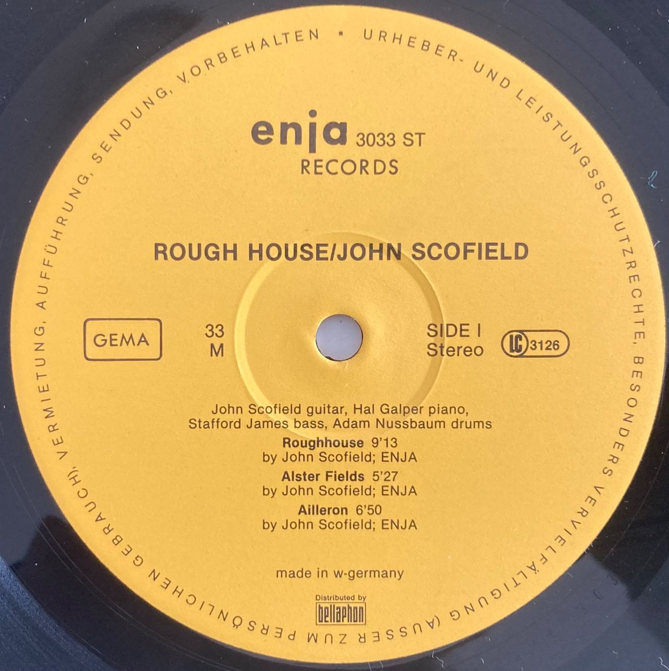 Vinyles: JOHN SCOFIELD QUARTET - ROUGH HOUSE – D'occasion à Poliez-Pittet par Newtown-Records 2