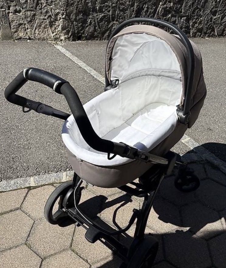 Peg Perego Carrozzine: Kinderwagen Peg Perego Poussette et accessoires – Usato da Ste- Croix venduto da boutondor64 4