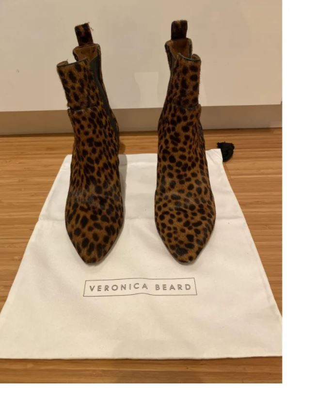 Scarpe da donna: Veronica Beard Pony Stiefelette Gr. 39 – Usato da Brütten venduto da Style-Snob 2