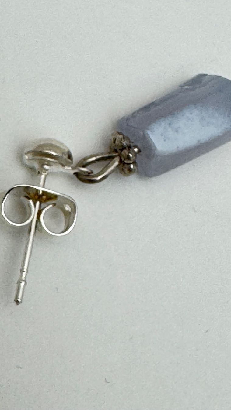 Orecchini pendenti & Orecchini a lobo: Hellblaue Chalcedon Ohrstecker, versilbert Neu handgefertigt – Nuovo (secondo la descrizione) da Goldach venduto da byBigo 2