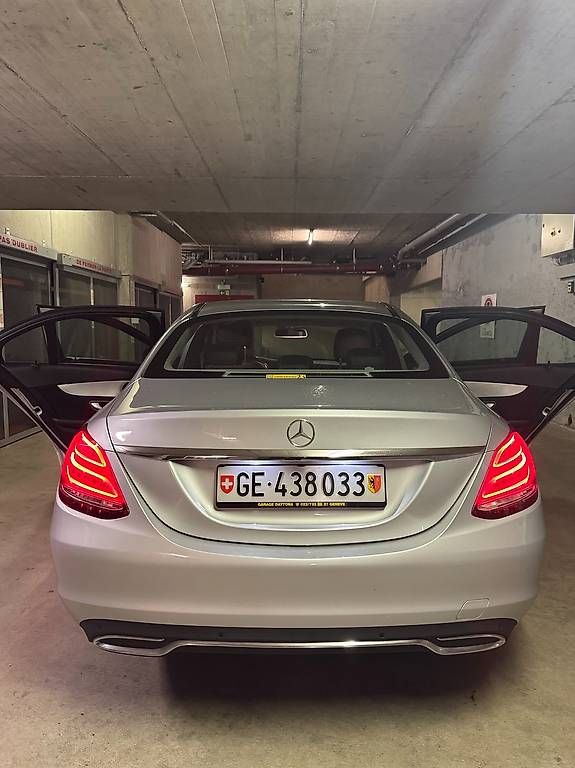 Automobili: Mercedes-Benz Class C 220 D – Usato da Genève venduto da gae_5vrx 4