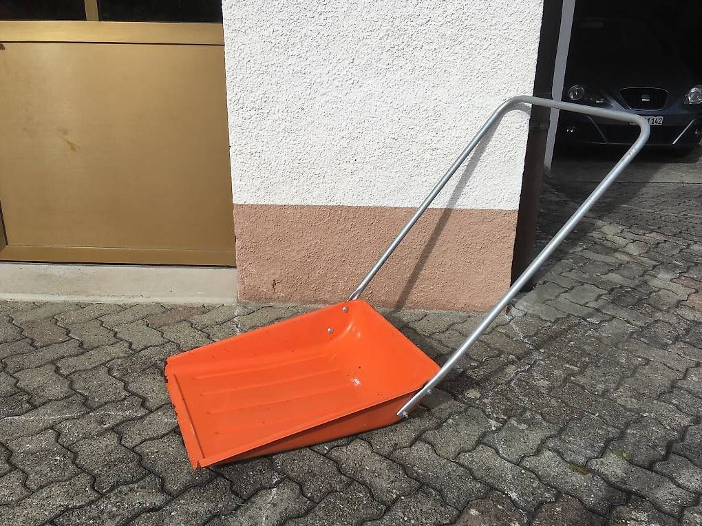 Schneeräumung: Grande pelle à neige – Gebraucht aus Saicourt von mensuze 1