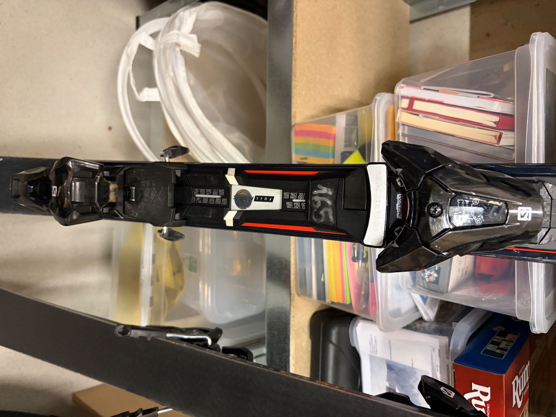 Salomon Sci: Salomon Ski mit Bindung - Grösse 165 gut – Usato da Zürich venduto da jer_92rr