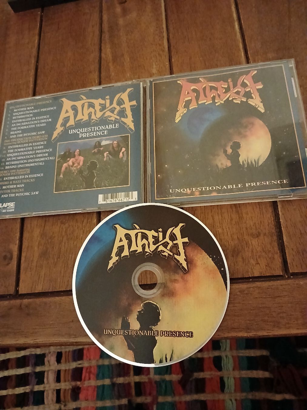 CD: atheist - unquest..  – Usato da St-Cergue venduto da VeganWarrior