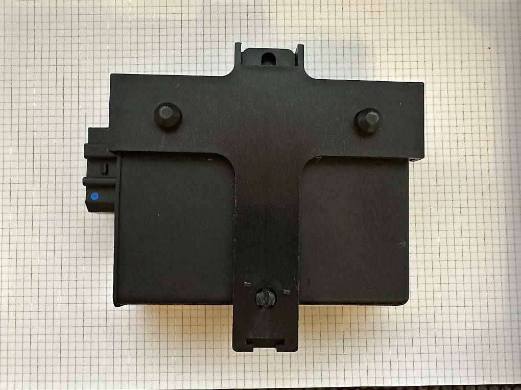 Tutti pezzi di ricambio auto: Porsche 911 C2 997 PASM Control Module 997.618.105.04 – Usato da Kriens venduto da El_Caballero 1
