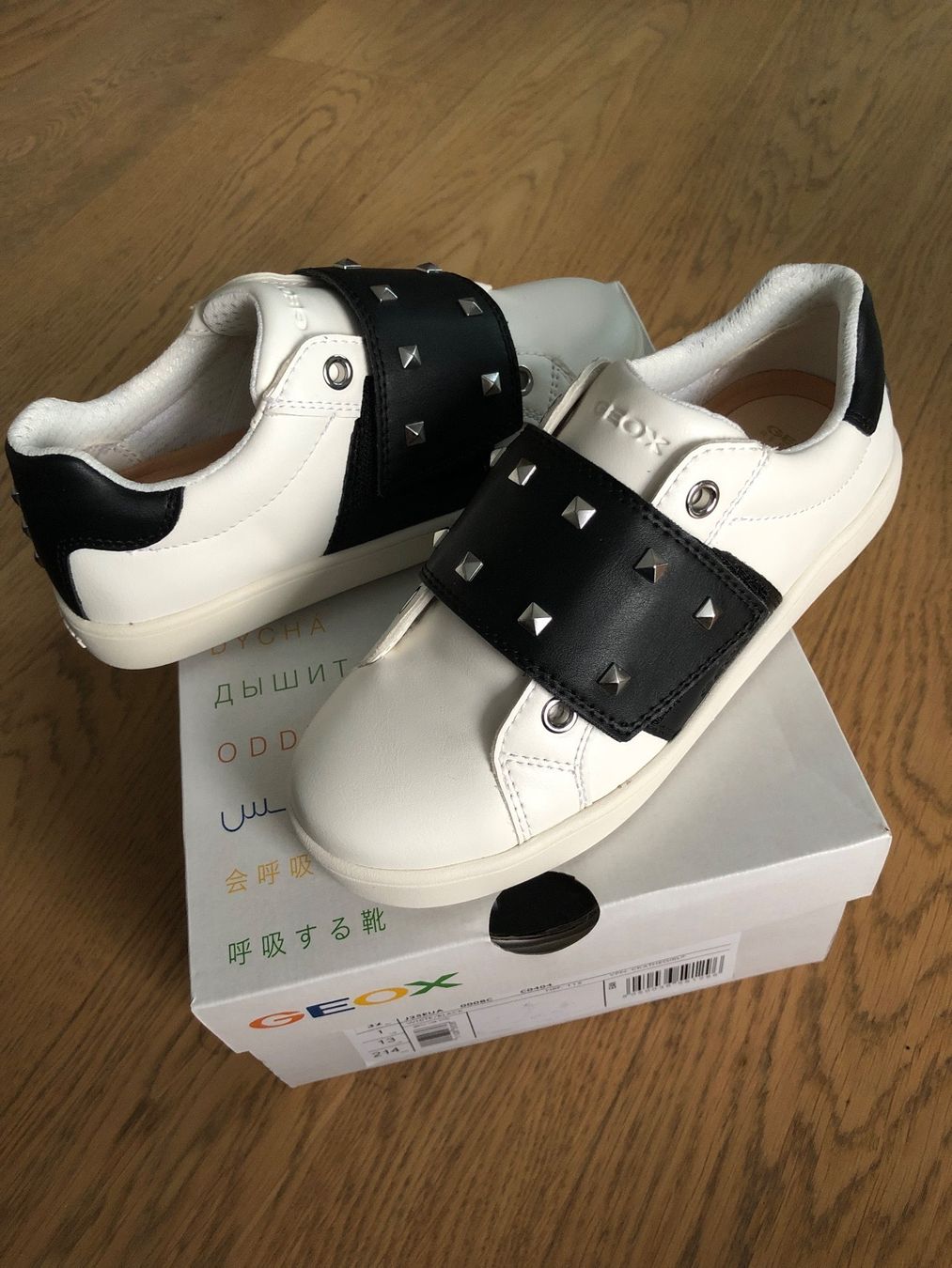 Geox Schuhe für Mädchen: GEOX Respira Sneaker 32 !!NEU!! – Neu und originalverpackt aus Obfelden von dafae 1