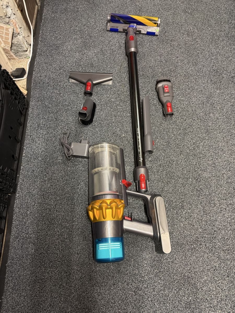 Dyson Aspirapolveri & Accessori: Dyson v15 absolute  – Usato da Landquart venduto da Nnf007 4