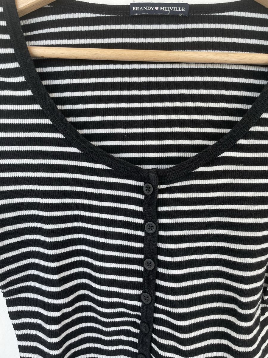 Brandy Melville Top: Langarmoberteil – Usato da Hirzel venduto da jan_vqt5 1