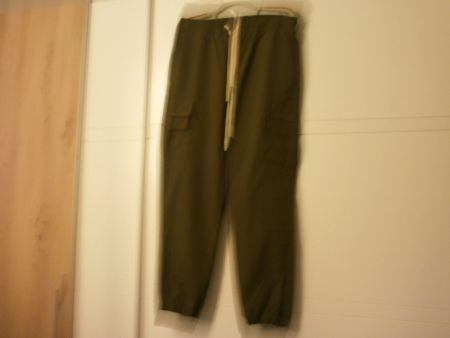 Hosen Cargohose Olivgrün Kordelzug Grösse L