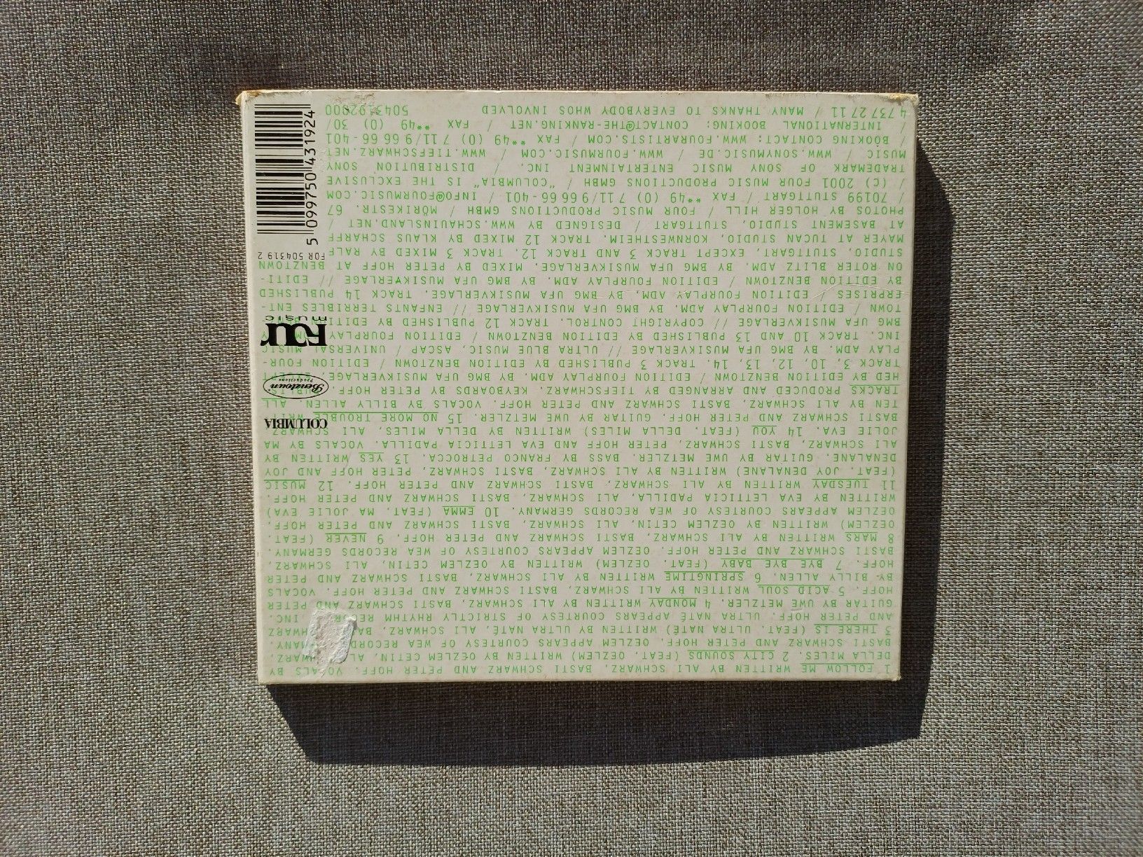 CDs: Tiefschwarz "RAL9005" CD – D'occasion à Begnins par Drastic-Sound 1