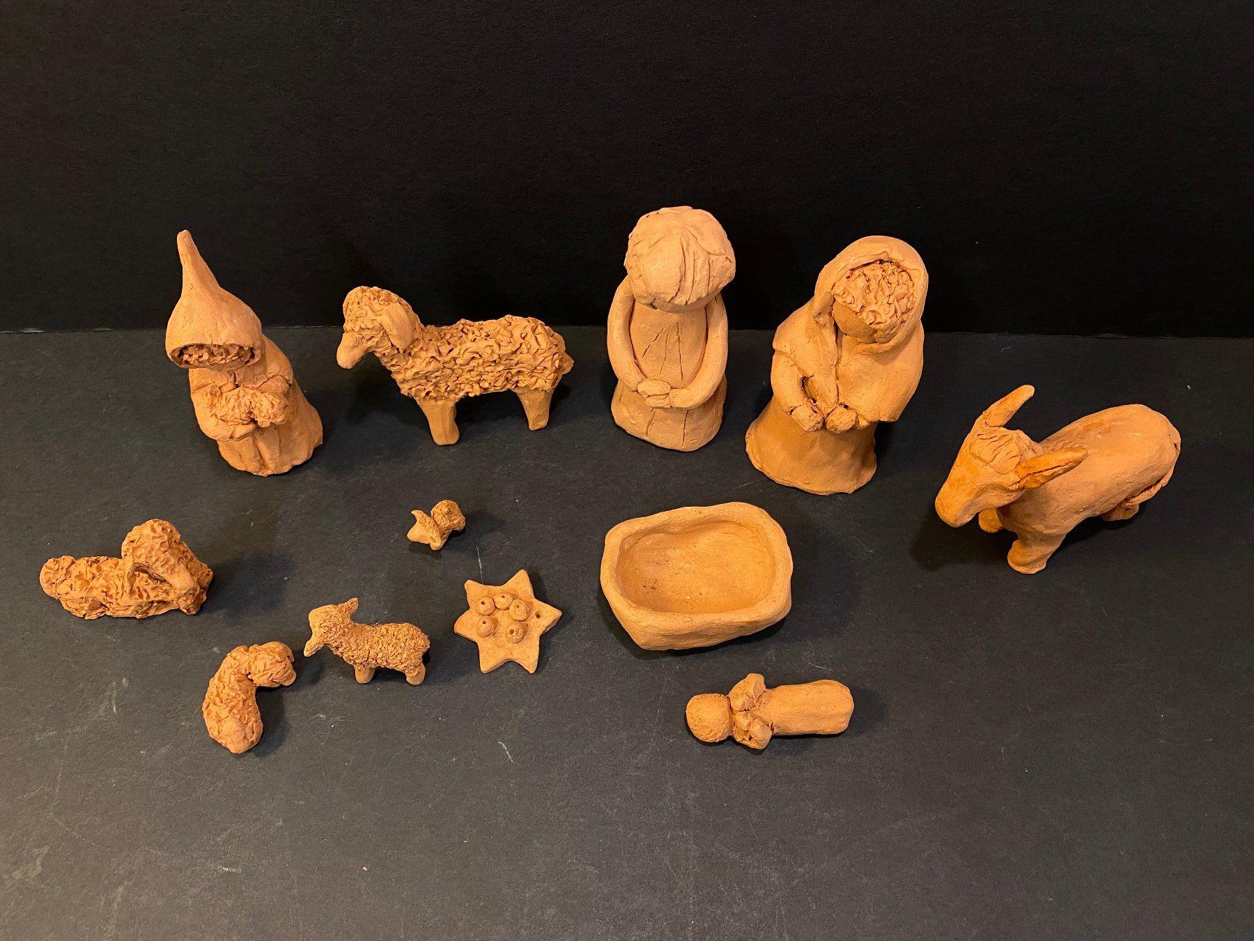 Statuette: Vintage 11 Krippefiguren aus Ton – Usato da Schaffhausen venduto da VintageCity 4