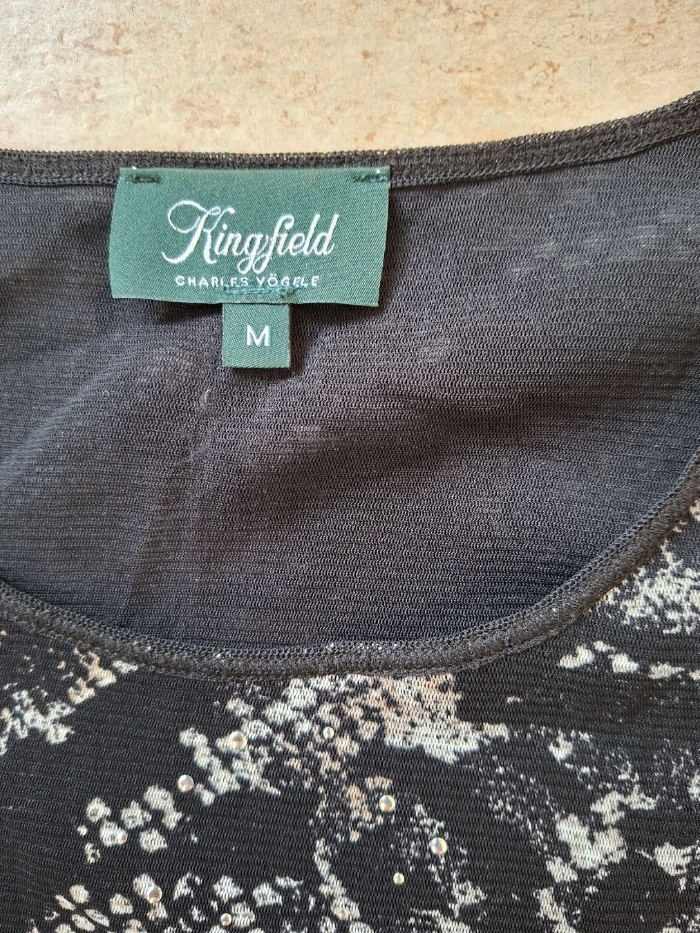T-shirt: Kingfield Shirt, Gr. M, Schlangenmuster – Usato da Klingnau venduto da vollmond36 4