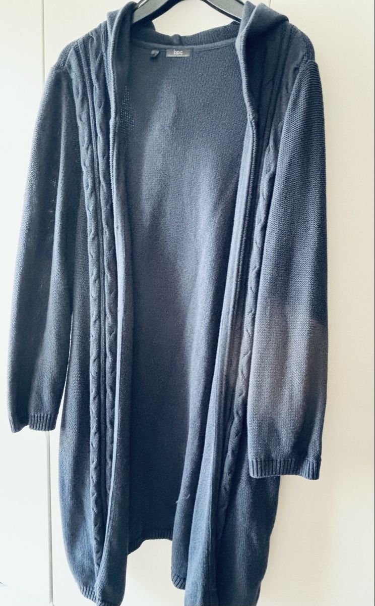 Jacken: Strickjacke 48-54 blau => Ab 7.- – Gebraucht aus Basel von Seele7