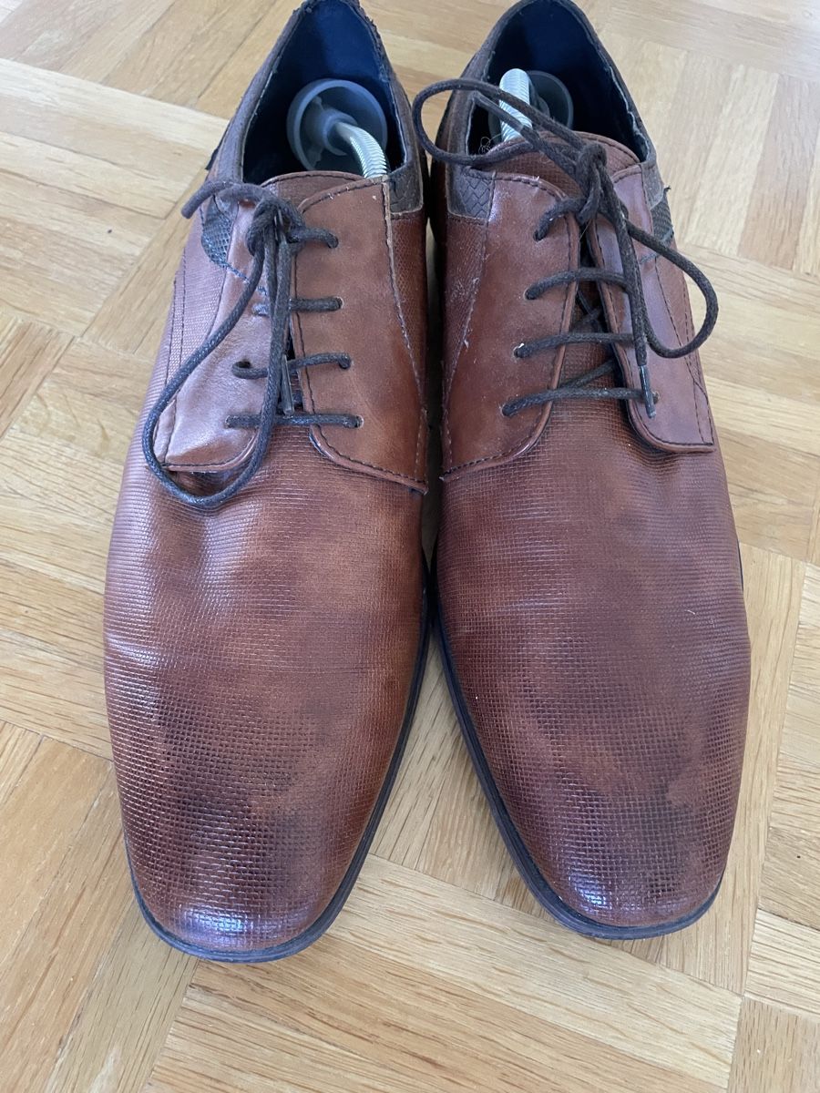 Scarpe da uomo: Herrenschuhe Venice .Leder.Gr.44 – Usato da Basel venduto da Kamberly 8