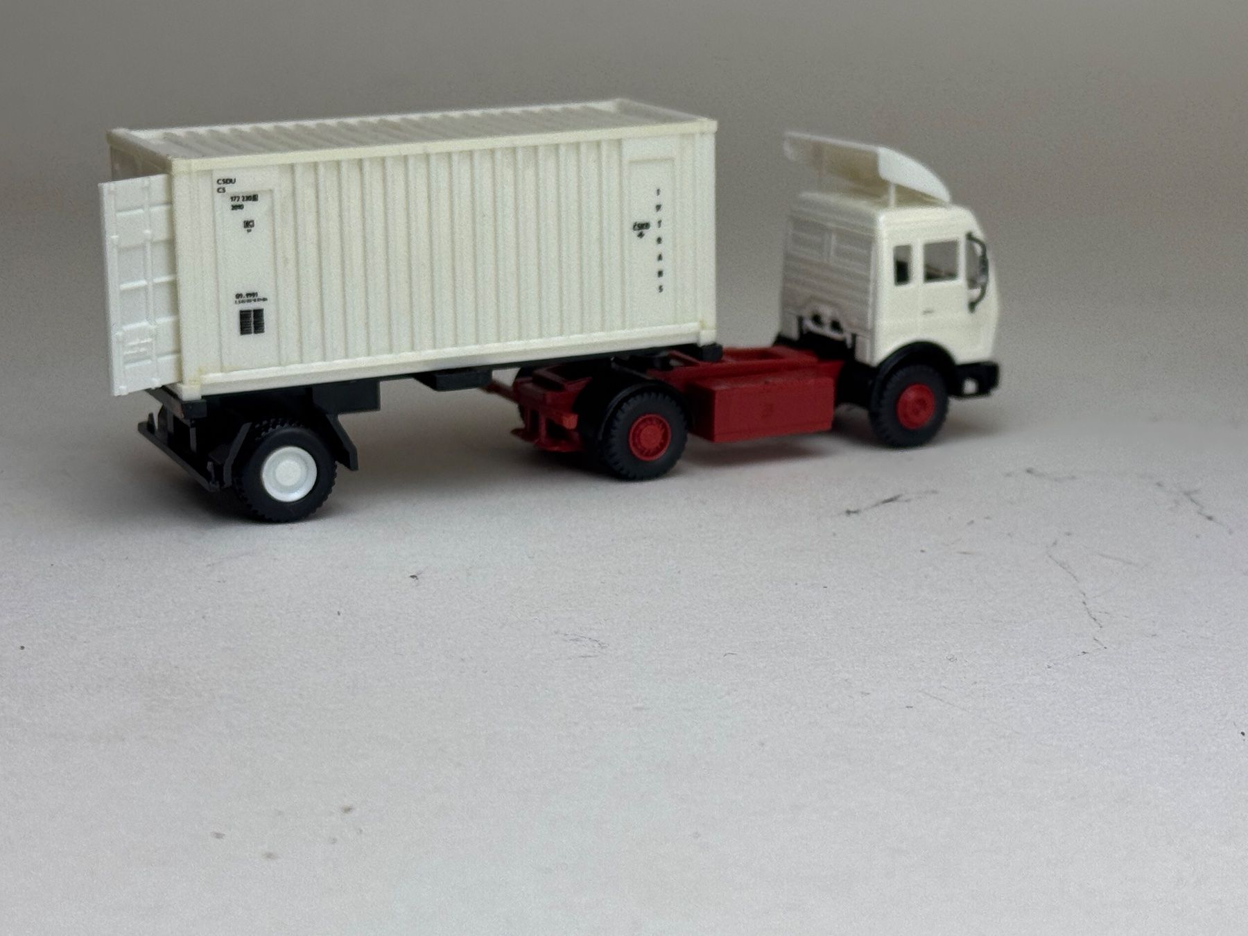Roskopf Modellini d'auto: Roskopf ? Containersattelzug weiss – Usato da Elm venduto da Wikmtz 1