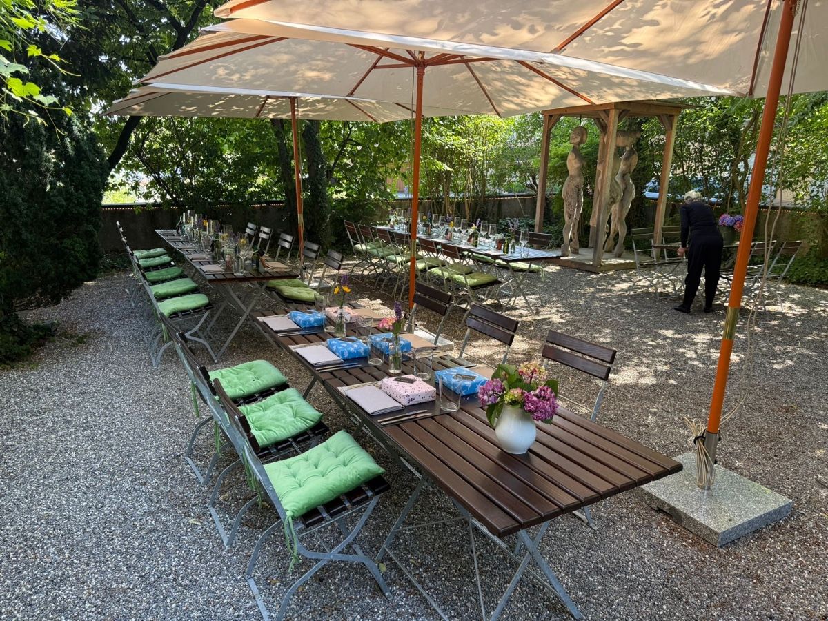 Tischset: Gartentisch und Stühlen – Gebraucht aus Widnau von Pukpan_99