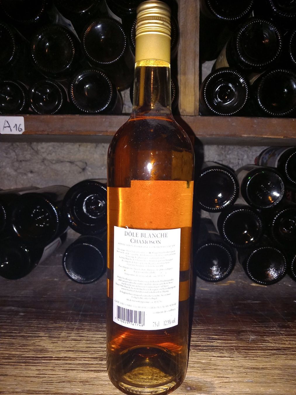 Vino: Dole blanche chamoson 2014 – Nuovo (secondo la descrizione) da Le locle venduto da juliensaran 2