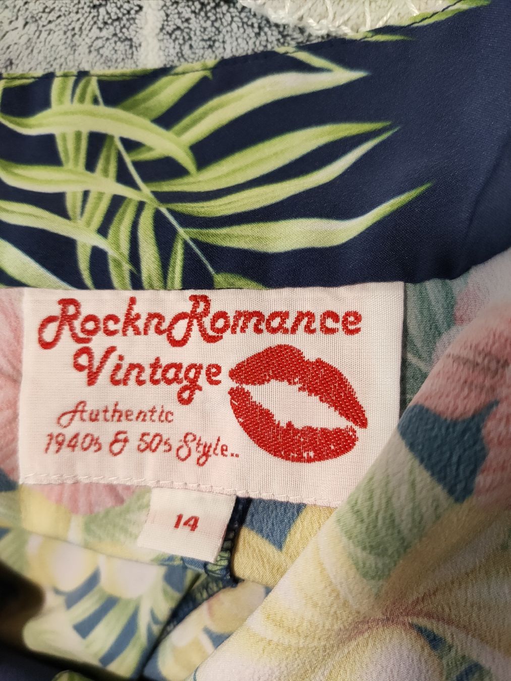 Gonne: Rockabilly sommerlicher Maxirock mit Blumenmuster, Grösse 14 – Usato da Oberrohrdorf venduto da Karin84 2